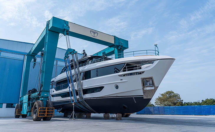 "ماجستي لليخوت" تعزّز حضورها العالمي مع إطلاق ماجستي 100 تراس